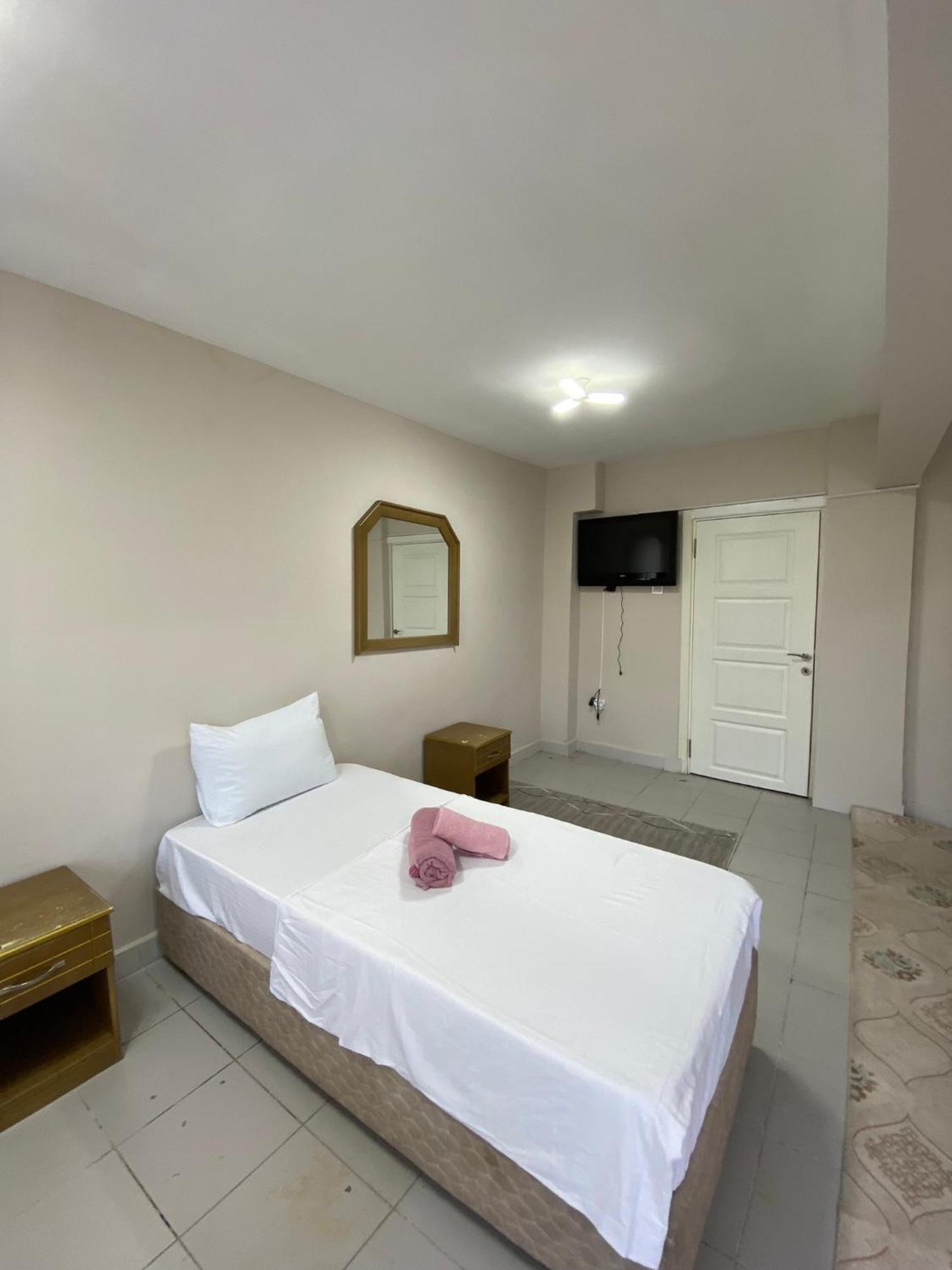 Ceylan Hotel Istanbul Exterior photo